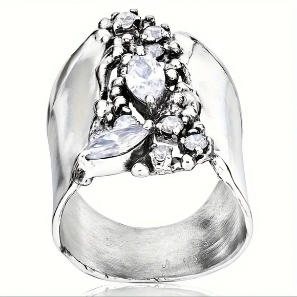 Vintage Inspired Hollow With Embedded Rhinestone, Silver tone Unique Funky Ring - Picture 1 of 8